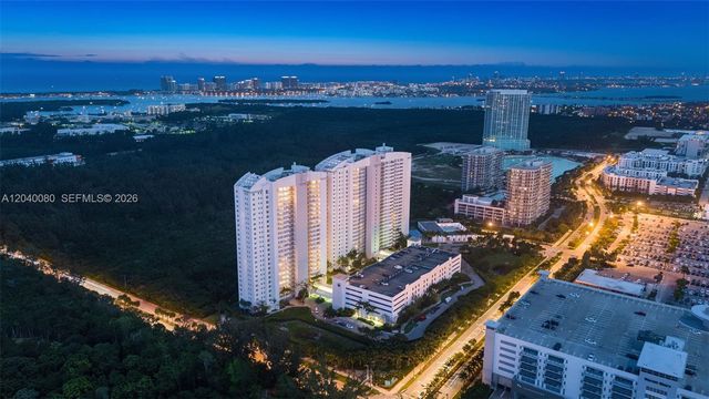 14951 Royal Oaks Lane 1202, North Miami, FL 33181