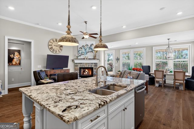 112 Mulberry Court, Peachtree City, GA 30269