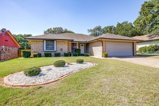 325 Shady Lane, Azle, TX 76020