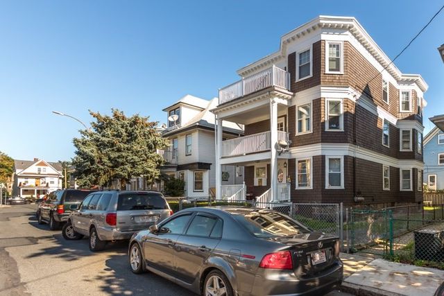 15 Clementine Park 2, Boston, MA 02124