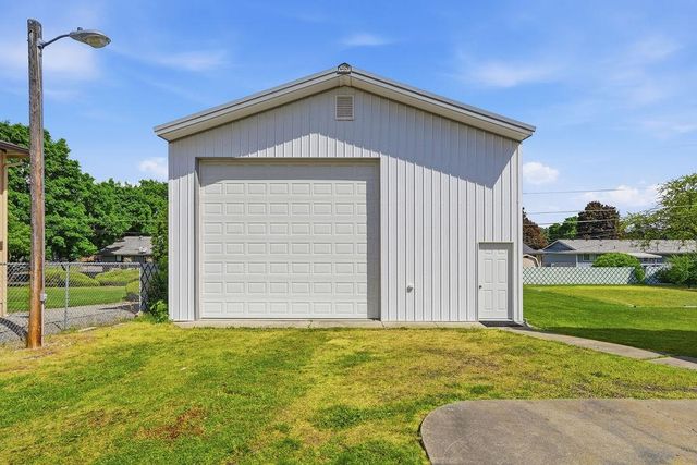 13313 E 11th Ave, Spokane Valley, WA 99216