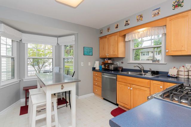 1334 Homecrest Avenue, Kalamazoo, MI 49001