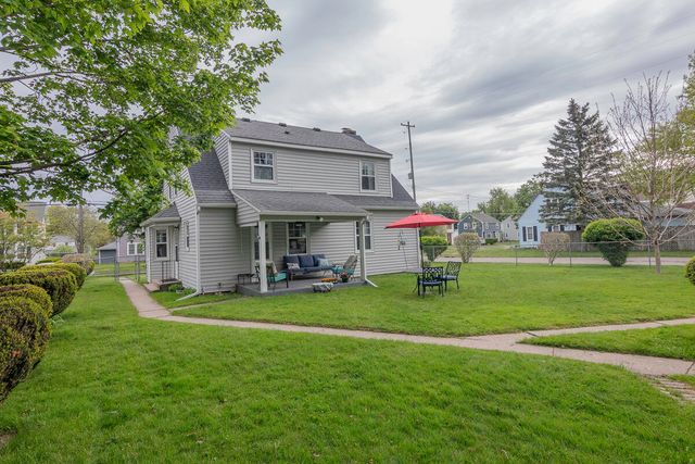 1334 Homecrest Avenue, Kalamazoo, MI 49001