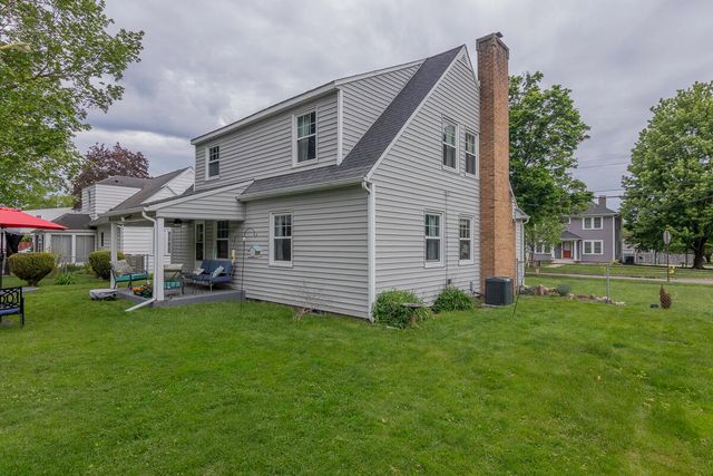1334 Homecrest Avenue, Kalamazoo, MI 49001