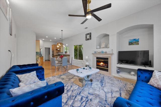 3080 Palmate Way, Sacramento, CA 95834