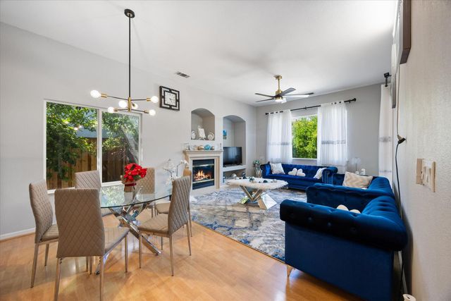 3080 Palmate Way, Sacramento, CA 95834