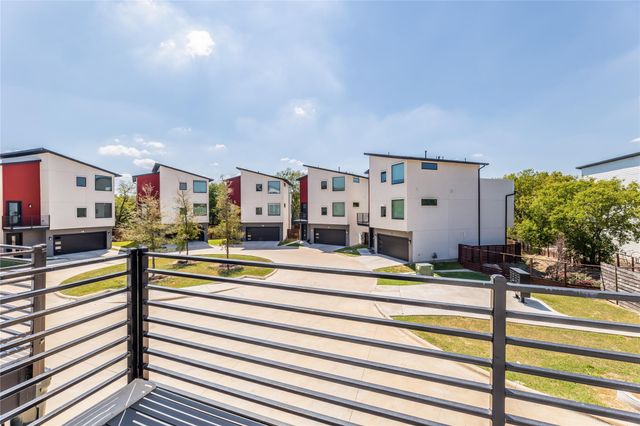 1417 Kramer LN 9, Austin, TX 78758