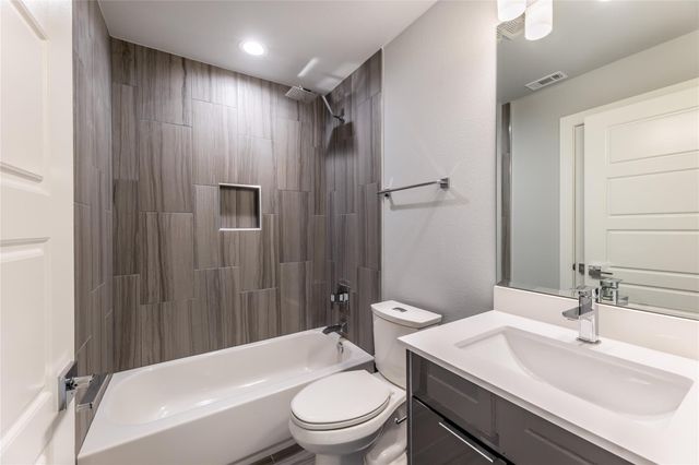 1417 Kramer LN 9, Austin, TX 78758