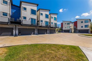 1417 Kramer LN 9, Austin, TX 78758