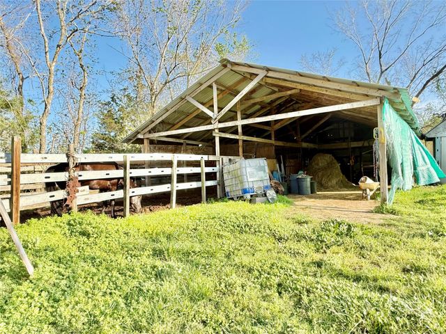 29921 Waller Spring Creek Road, Waller, TX 77484