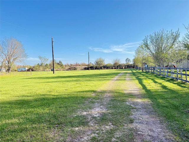 29921 Waller Spring Creek Road, Waller, TX 77484