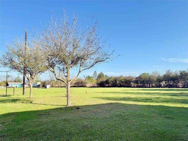 29921 Waller Spring Creek Road, Waller, TX 77484