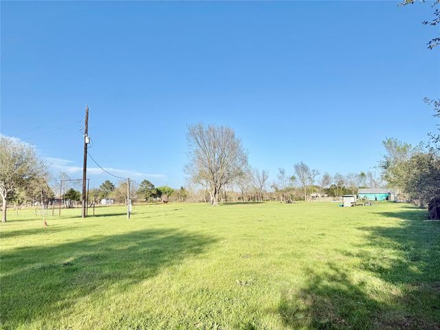 29921 Waller Spring Creek Road, Waller, TX 77484