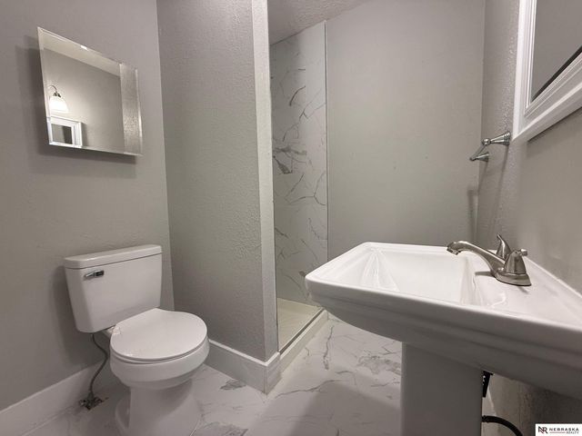 1446 S 11th Street, Lincoln, NE 68502