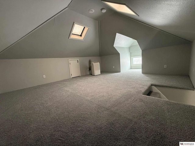 1446 S 11th Street, Lincoln, NE 68502