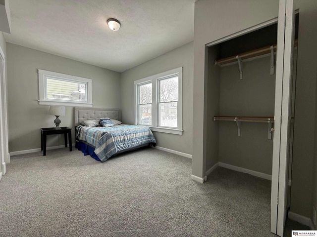 1446 S 11th Street, Lincoln, NE 68502