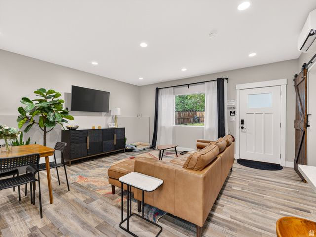 823 S 900 E, Salt Lake City, UT 84102