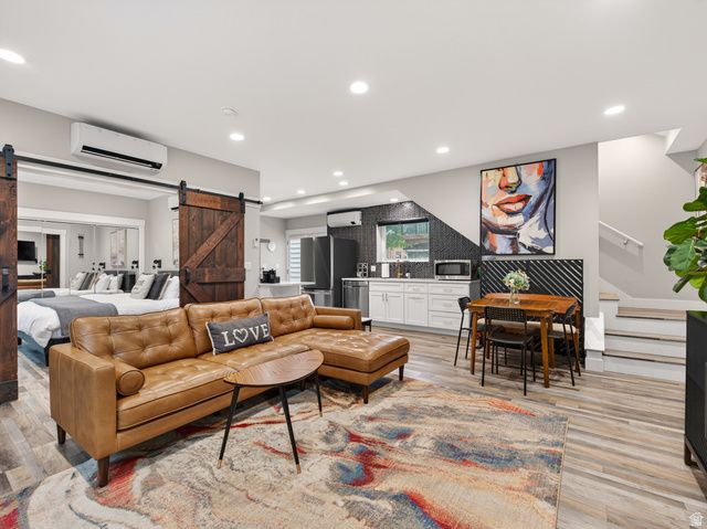 823 S 900 E, Salt Lake City, UT 84102
