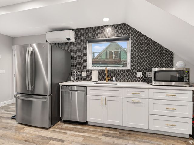 823 S 900 E, Salt Lake City, UT 84102