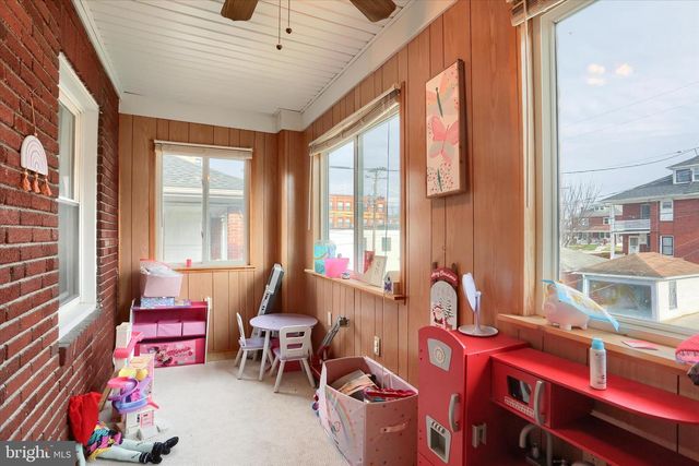 1254 W POPLAR ST, York, PA 17404