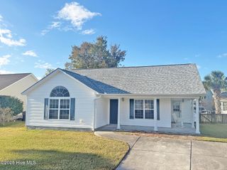 4901 N Hampton Drive SE, Southport, NC 28461