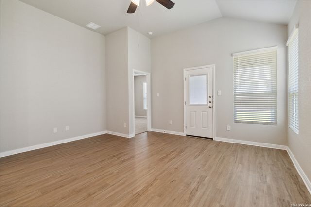 326-330 Colgin Dr, San Antonio, TX 78253