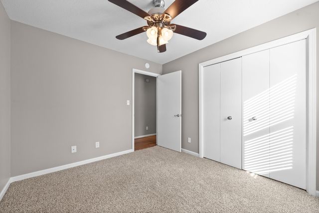 714 W Creek Dr, Clarksville, TN 37040