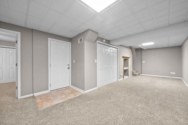 714 W Creek Dr, Clarksville, TN 37040