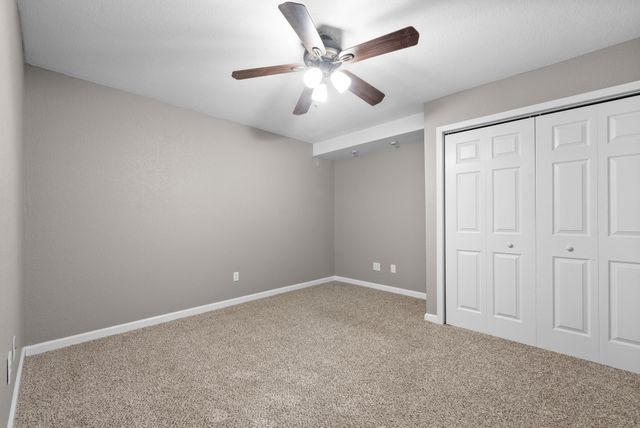 714 W Creek Dr, Clarksville, TN 37040