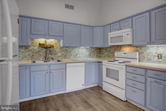 2368 MAJESTIC COURT, Chambersburg, PA 17202