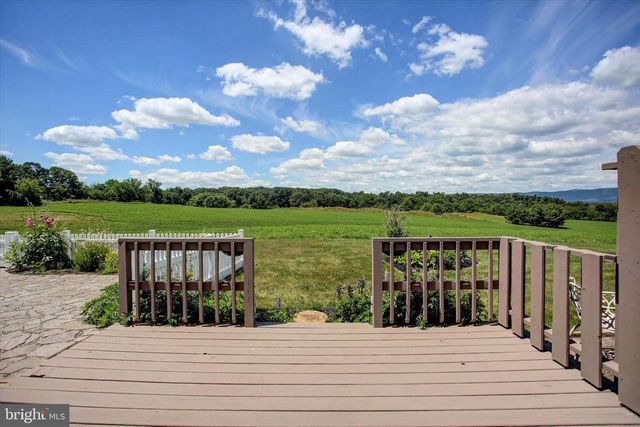 2368 MAJESTIC COURT, Chambersburg, PA 17202