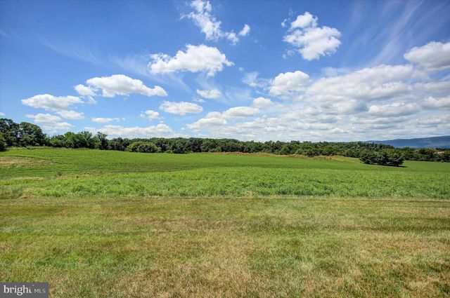 2368 MAJESTIC COURT, Chambersburg, PA 17202