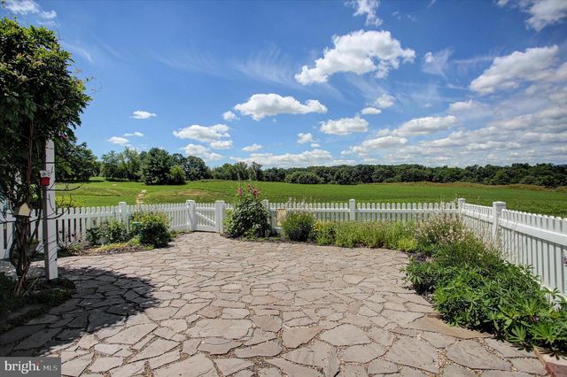 2368 MAJESTIC COURT, Chambersburg, PA 17202
