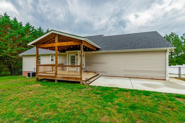 1092 Beaumont Road, Ringgold, GA 30736