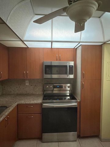 1833 S Ocean Drive 205, Hallandale Beach, FL 33009