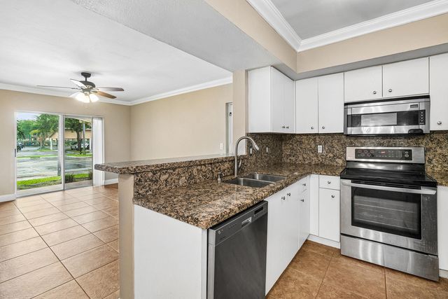 5640 NW 61st Street NW 1411, Coconut Creek, FL 33073