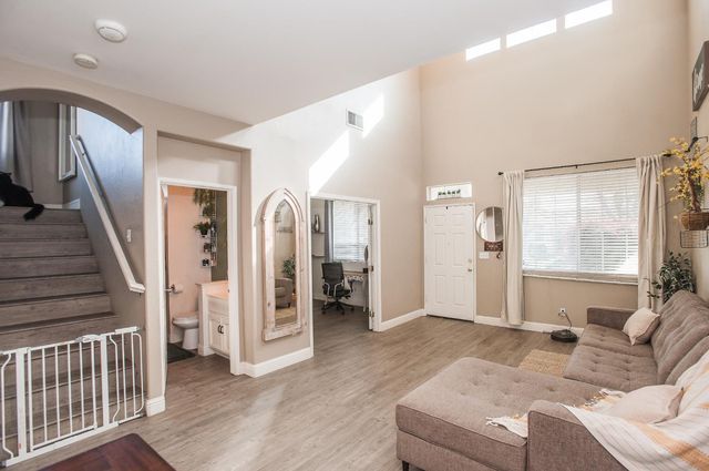 9355 Bennoel Way, Elk Grove, CA 95758