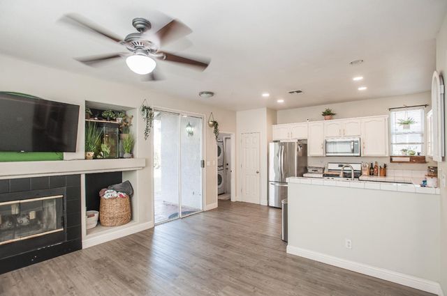 9355 Bennoel Way, Elk Grove, CA 95758