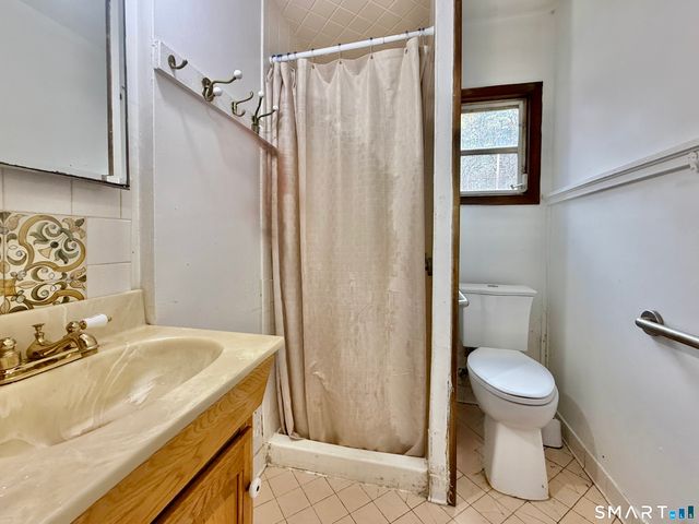 37 Brooklawn Avenue, Norwalk, CT 06854
