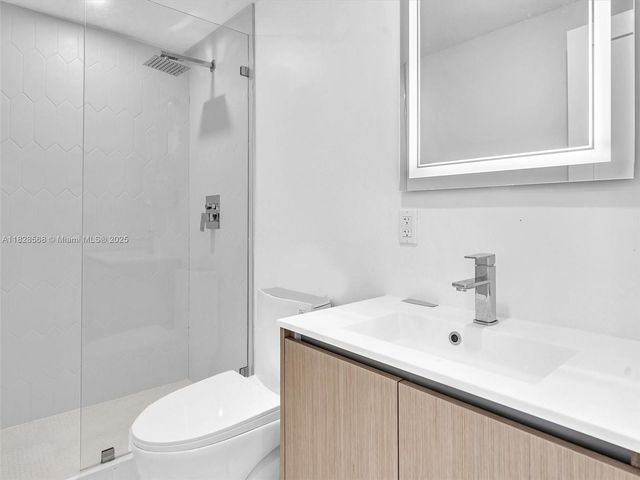 11900 N Bayshore Dr 1-8, North Miami, FL 33181