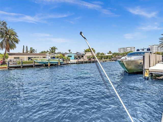 11900 N Bayshore Dr 1-8, North Miami, FL 33181