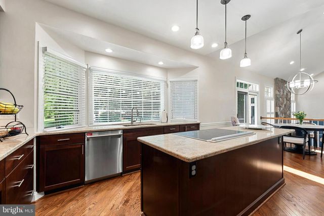8504 SOUTHFIELDS CIR, Lutherville Timonium, MD 21093