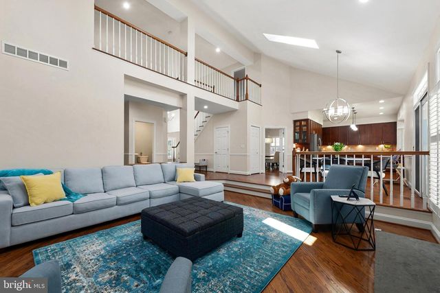 8504 SOUTHFIELDS CIR, Lutherville Timonium, MD 21093