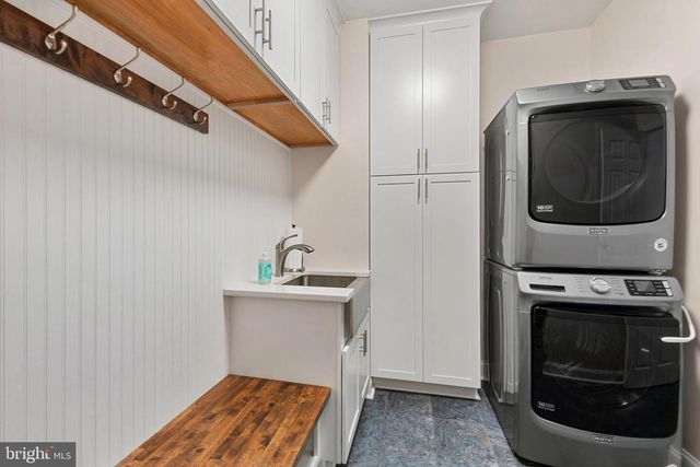 8504 SOUTHFIELDS CIR, Lutherville Timonium, MD 21093