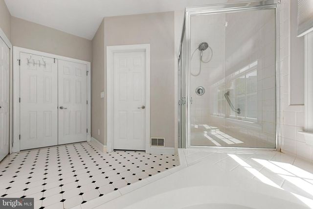 8504 SOUTHFIELDS CIR, Lutherville Timonium, MD 21093
