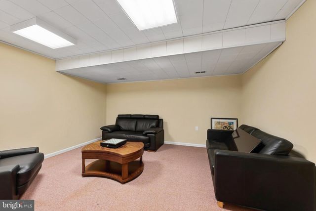8504 SOUTHFIELDS CIR, Lutherville Timonium, MD 21093
