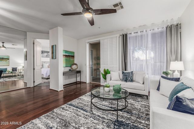 10655 N 9TH Street 113, Phoenix, AZ 85020