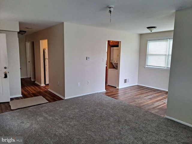 2-1 FLORENCE TOLLGATE, Florence, NJ 08518