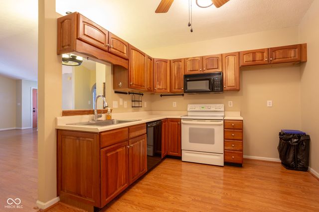 10913 Golden Harvest Place, Indianapolis, IN 46229