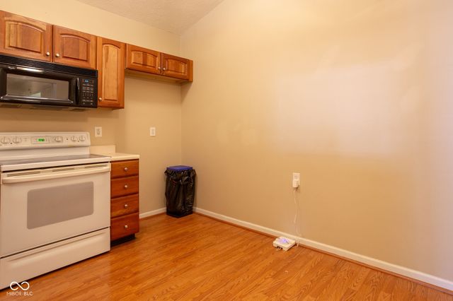 10913 Golden Harvest Place, Indianapolis, IN 46229